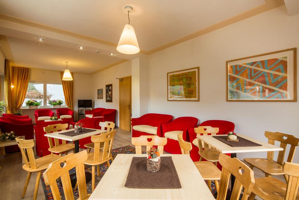 Garni Bellavista Hotel Arabba Bagian luar foto