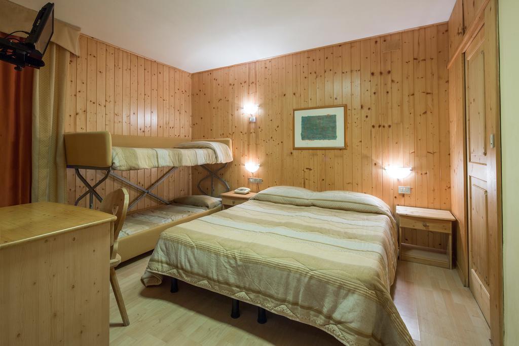 Garni Bellavista Hotel Arabba Bagian luar foto
