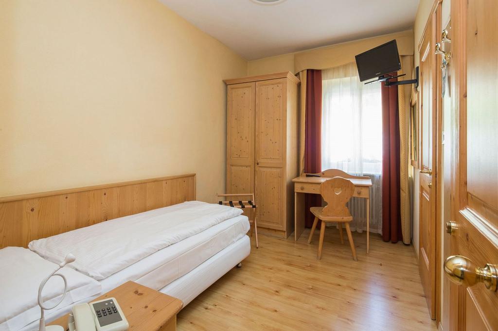 Garni Bellavista Hotel Arabba Ruang foto
